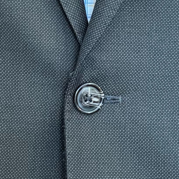 Size 40 dark Olive nail head notch lapel 2 button 2 piece suit - Picture 3 of 5